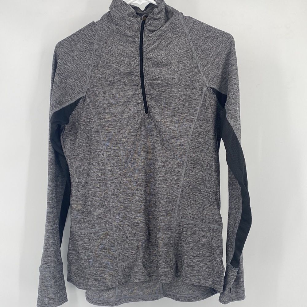 Champion Long Sleeve Running Shirt Key Pocket Medium